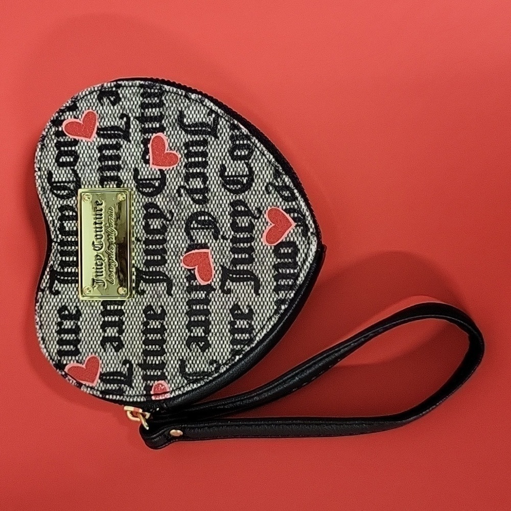 Juicy Couture Los Angeles Heart Shaped Wristlet